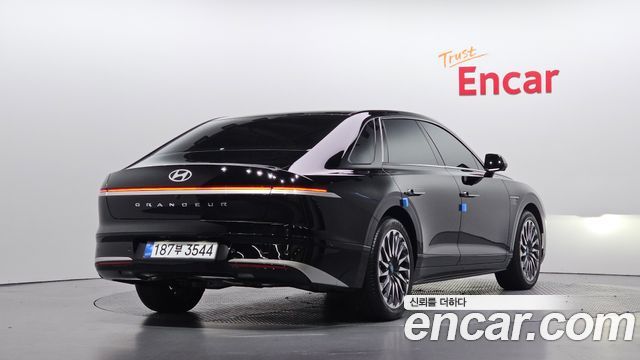 Hyundai Grandeur из Кореи Encar