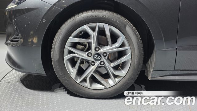 Hyundai Sonata 2.0 Premium Family — пробег 27 164 км — фото 5 из 5