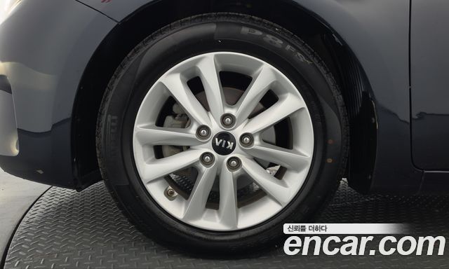 Kia K3 из Кореи Encar