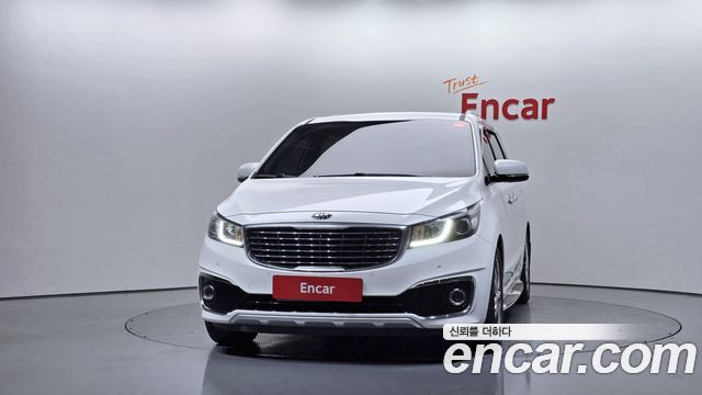 Kia Carnival 7-seater Limousine VIP — пробег 230 244 км — фото 3 из 5