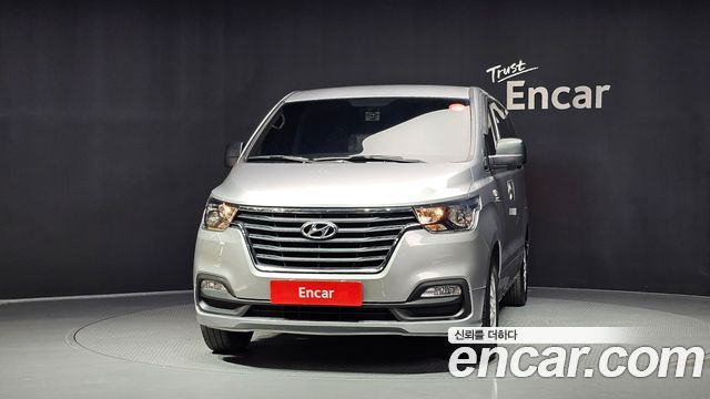 Hyundai Starex Van 3-Seater LPi Smart — пробег 84 793 км — фото 3 из 5
