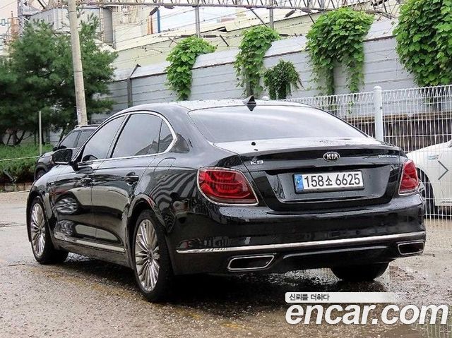Kia K9 3.8 GDI AWD PlatinumⅡ — пробег 214 278 км — фото 3 из 5