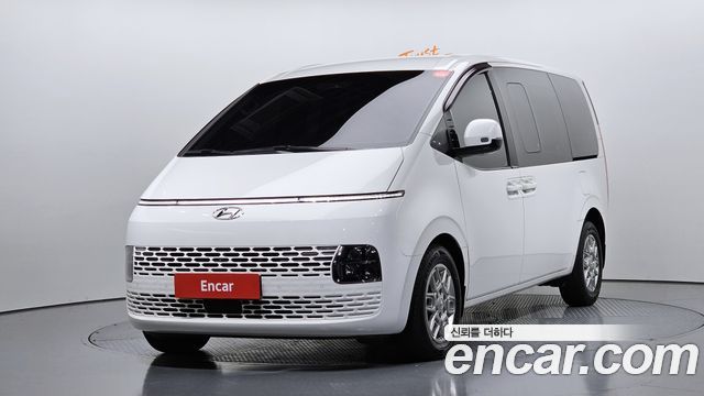 Hyundai Staria Cargo 5-Seater Modern — пробег 55 049 км — фото 1 из 5