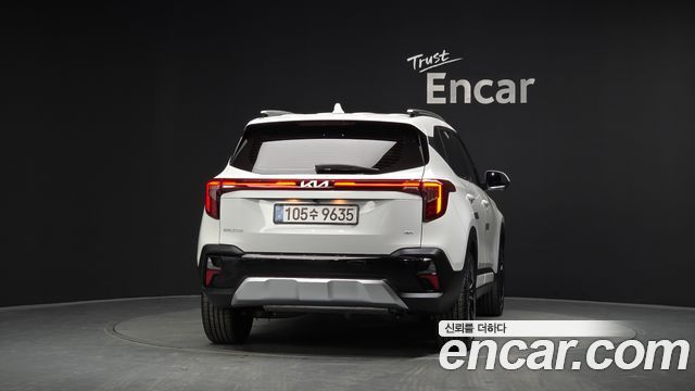 Kia Seltos из Кореи Encar