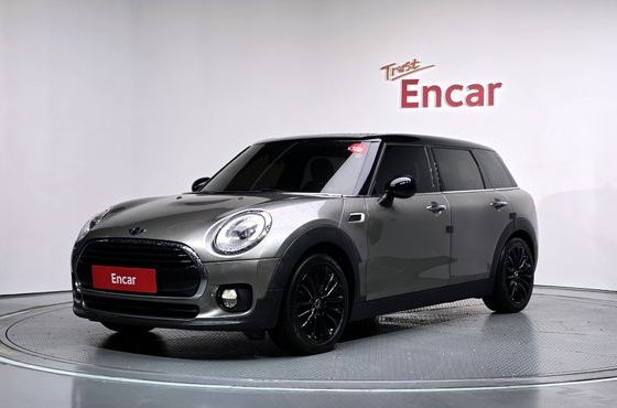 Mini Clubman Standard 2nd — пробег 99 382 км — фото 1 из 5