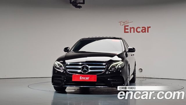 Mercedes-Benz E-Class E300 AMG Line — пробег 58 626 км — фото 3 из 5