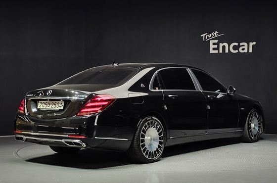 Mercedes-Benz S-Class Maybach S560 4MATIC — пробег 333 026 км — фото 2 из 5