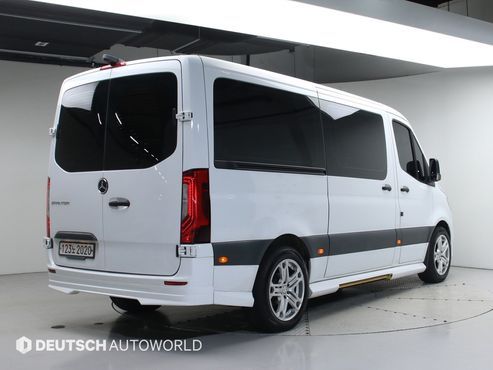 Mercedes-Benz Sprinter 3.0 Diesel W907 — пробег 54 000 км — фото 2 из 5