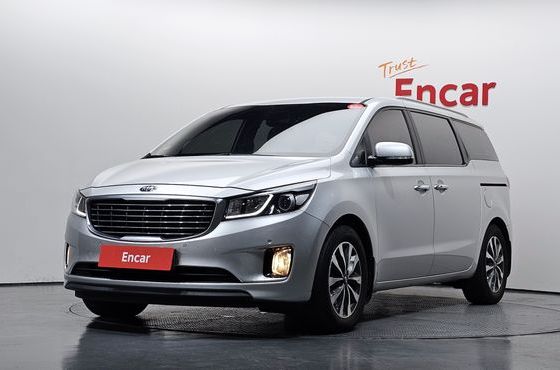 Kia Carnival 11-seater Prestige — пробег 117 545 км — фото 1 из 5