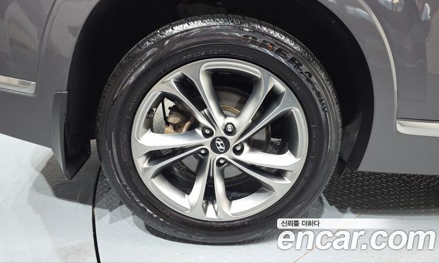 Hyundai Santafe Diesel 2.2 2WD Inspiraition — пробег 179 564 км — фото 5 из 5