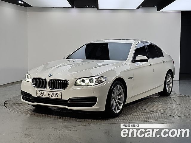 BMW 5-Series 528i xDrive — пробег 102 900 км — фото 1 из 5