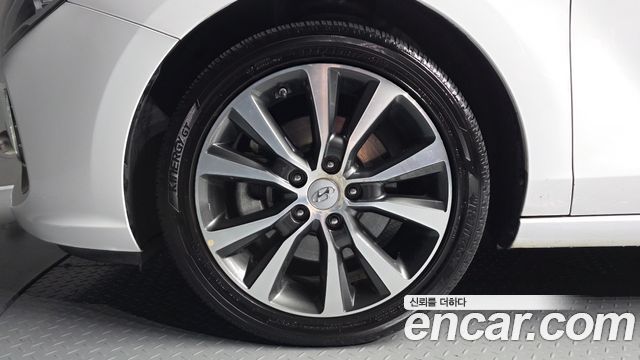 Hyundai i30 из Кореи Encar