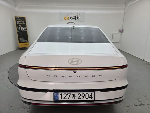 Hyundai Grandeur 3.5 LPG 2WD (Taxi) Deluxe — пробег 59 000 км — фото 4 из 5