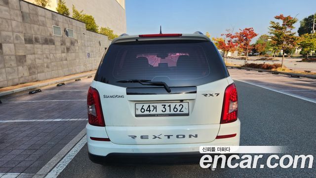 Ssangyong Rexton 2.0 4WD RX7 Luxury — пробег 165 359 км — фото 4 из 5