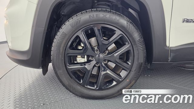 Jeep Renegade 1.3 Limited — пробег 39 616 км — фото 5 из 5