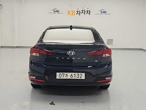 Hyundai AVANTE 1.6 Smart — пробег 67 322 км — фото 3 из 5