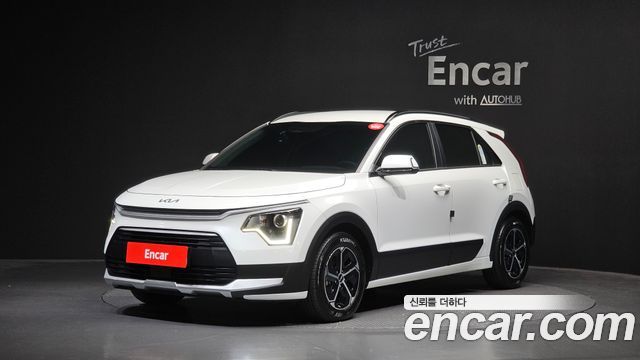 Kia Niro Prestige — пробег 22 838 км — фото 1 из 5