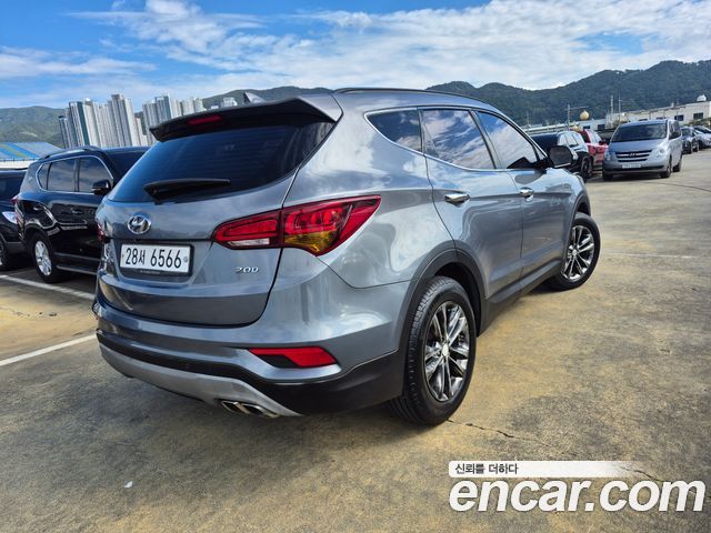 Hyundai Santafe Diesel 2.0 2WD Value Plus — пробег 76 357 км — фото 4 из 5
