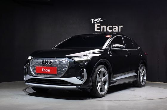 Audi Q4 e-tron 45 Premium Sportback — пробег 1 117 км — фото 1 из 5