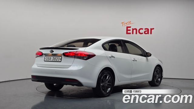 Kia K3 из Кореи Encar