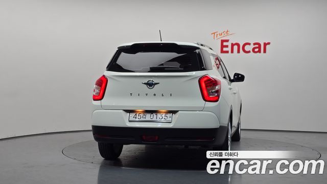 Ssangyong TIBOLI из Кореи Encar