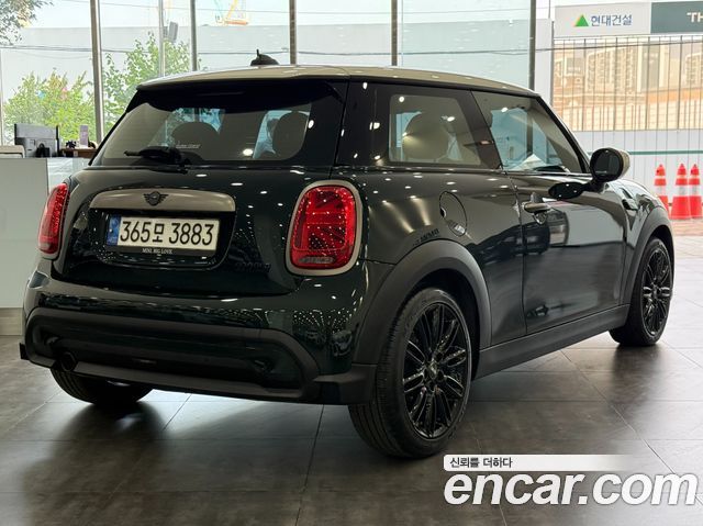 Mini Cooper Classic Third Generation — пробег 57 980 км — фото 2 из 5