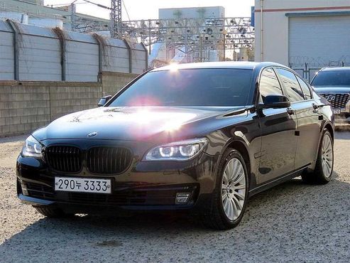 BMW 7-Series 740d — пробег 160 951 км — фото 2 из 5