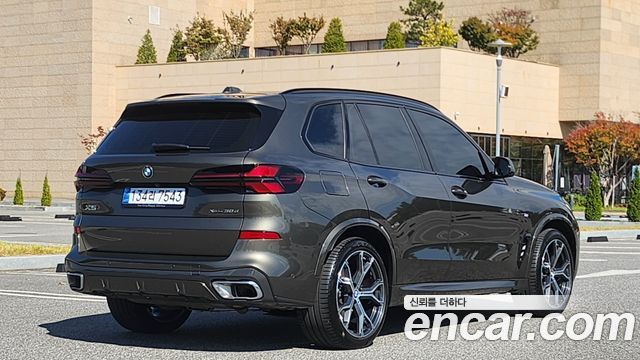 BMW X5 xDrive 30d M Sport — пробег 6 768 км — фото 2 из 5
