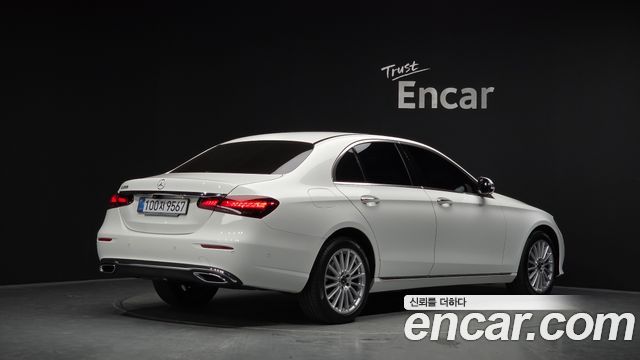 Mercedes-Benz E-Class из Кореи Encar