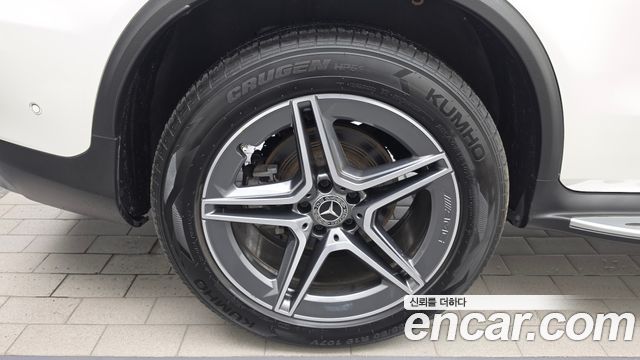 Mercedes-Benz GLC-Class GLC220 d 4MATIC Coupe — пробег 72 257 км — фото 5 из 5