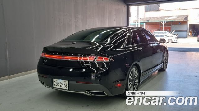 Lincoln MKZ Hybrid 2nd — пробег 79 900 км — фото 2 из 5