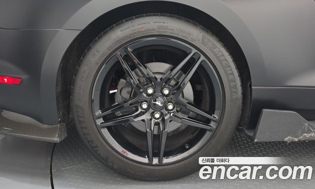 Ford Mustang GT Coupe — пробег 30 185 км — фото 5 из 5