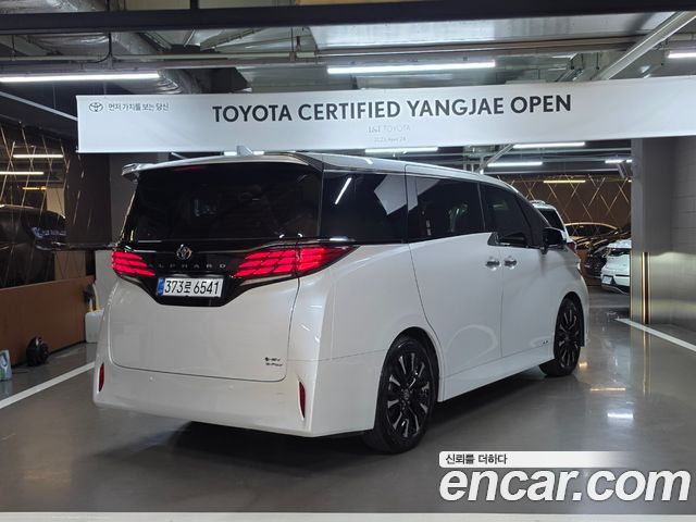 Toyota Alphard 2.5 HEV Premium AWD — пробег 2 403 км — фото 2 из 5