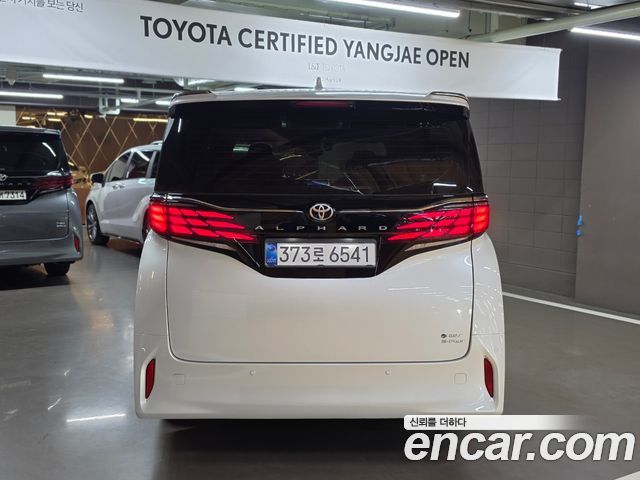 Toyota Alphard 2.5 HEV Premium AWD — пробег 2 403 км — фото 4 из 5