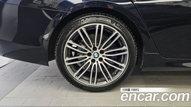 BMW 5-Series 530i M Sport Package Plus — пробег 81 530 км — фото 5 из 5
