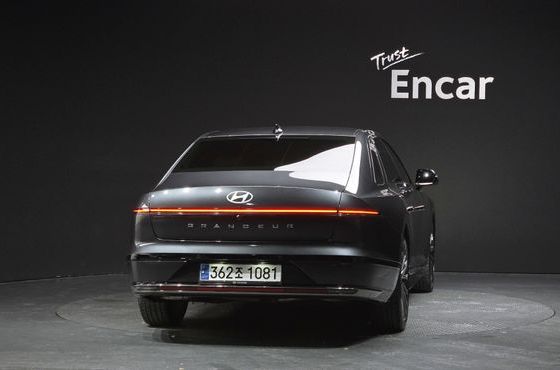Hyundai Grandeur Calligraphy — пробег 110 734 км — фото 4 из 5