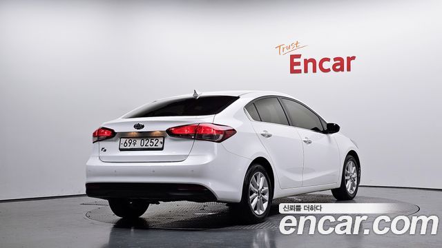 Kia K3 из Кореи Encar