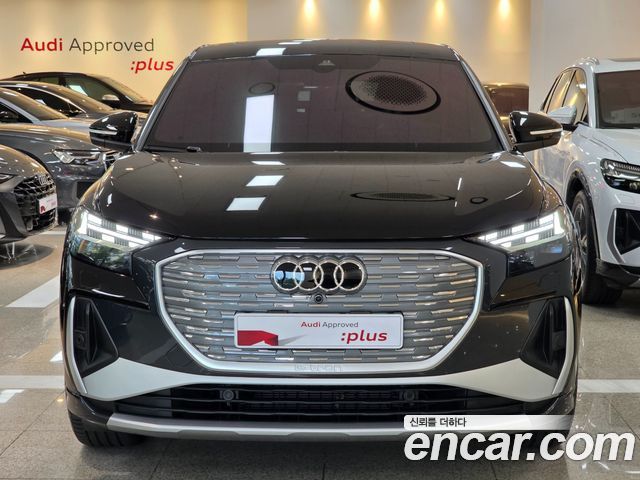 Audi Q4 e-tron 45 Premium Sportback — пробег 7 600 км — фото 3 из 5