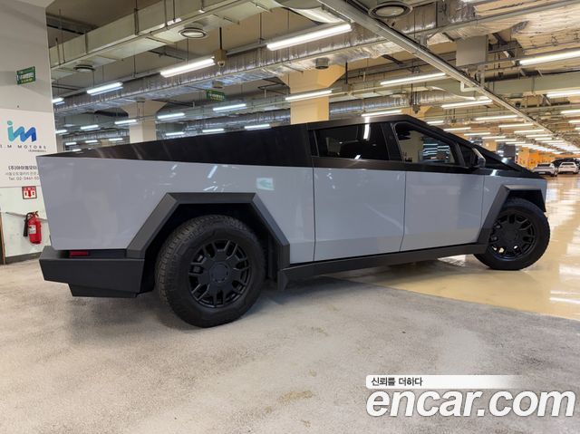 Tesla Cybertruck Cyberbeast — пробег 14 000 км — фото 4 из 5