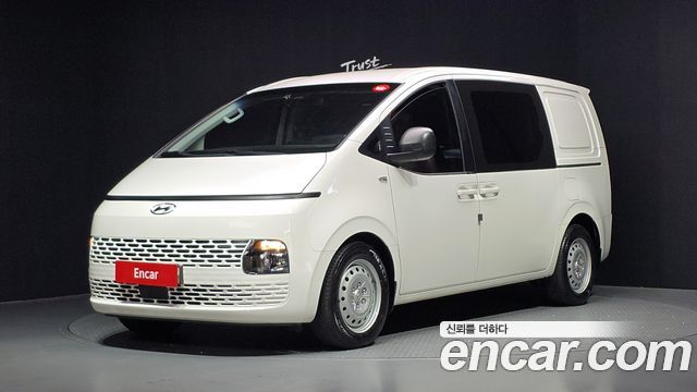 Hyundai Staria Cargo 5-Seater Smart — пробег 35 184 км — фото 1 из 5