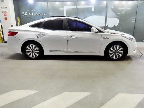 Hyundai Grandeur Premium — пробег 188 233 км — фото 3 из 5