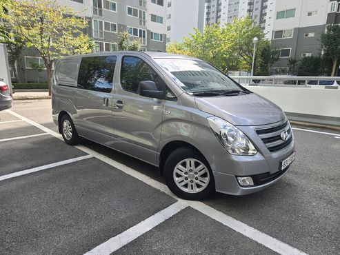 Hyundai Starex 5-Seater VAN CVX Luxury — пробег 213 473 км — фото 3 из 5