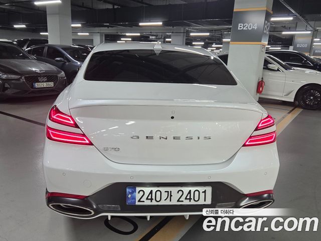 Genesis G70 Gasoline 2.5T 2WD — пробег 28 000 км — фото 2 из 5