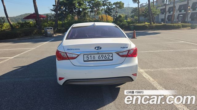 Hyundai Sonata 2.0 Modern — пробег 20 300 км — фото 5 из 5