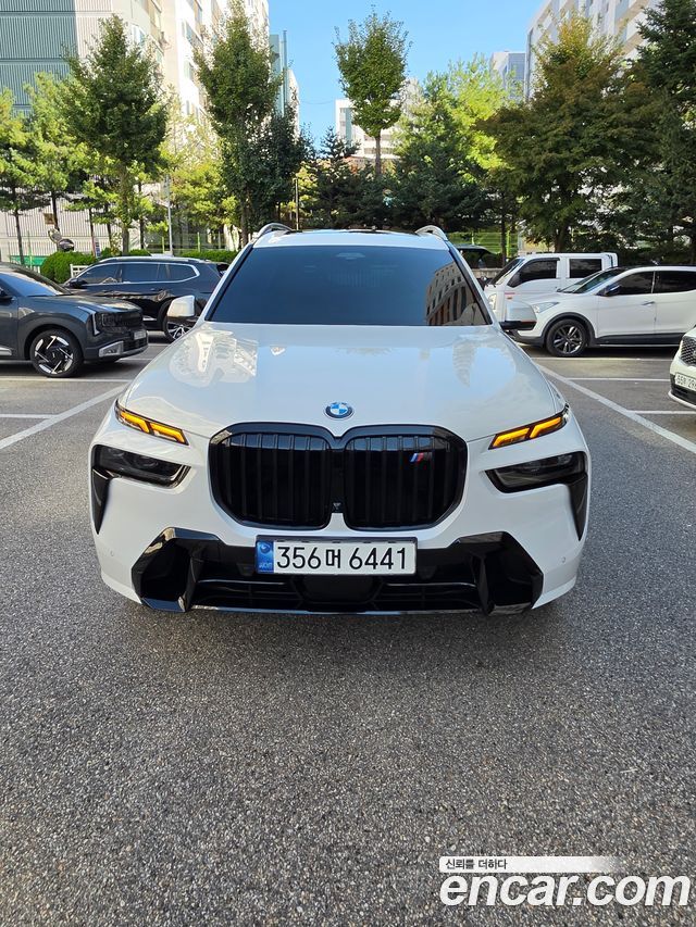 BMW X7 xDrive 40i M Sport 6STR — пробег 26 362 км — фото 3 из 5