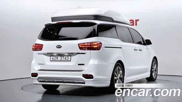 Kia Carnival из Кореи Encar