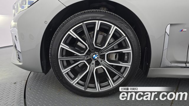 BMW 7-Series 740Li xDrive M Sport Package — пробег 53 036 км — фото 5 из 5
