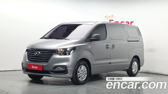 Hyundai Starex Van 3-Seater Smart — пробег 192 081 км — фото 1 из 5