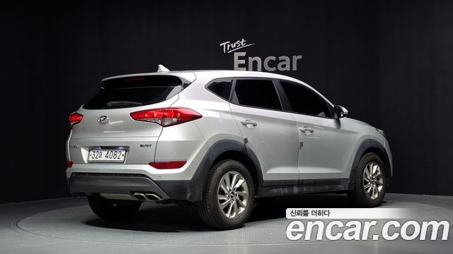 Hyundai Tucson Diesel 2.0 2WD Style — пробег 121 861 км — фото 2 из 5