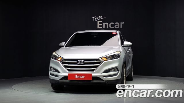 Hyundai Tucson Diesel 2.0 2WD Style — пробег 121 861 км — фото 3 из 5